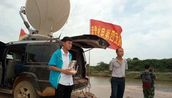 玩轉(zhuǎn)“無人機(jī)” 90后男孩創(chuàng)業(yè)夢(mèng)想起飛