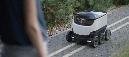 英國現(xiàn)外賣機(jī)器人 送餐僅用30分鐘