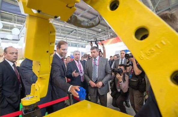 俄羅斯大學(xué)演示3D打印機器人 與中國簽署合作關(guān)系