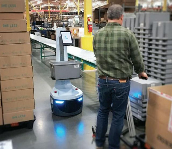 倉(cāng)庫(kù)管理機(jī)器人的技術(shù)局限和未來(lái)的突破點(diǎn)