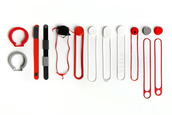 德國學(xué)生借3D打印技術(shù)造出殘疾人智能腕帶