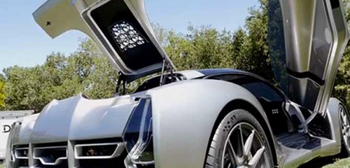 世界首輛3D打印超級(jí)跑車Blade亮相