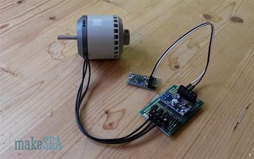 瑞士創(chuàng)客用3D打印打造有趣的風力寫字機