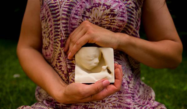 3D打印胎兒服務(wù)讓盲人也能感受未出生的孩子