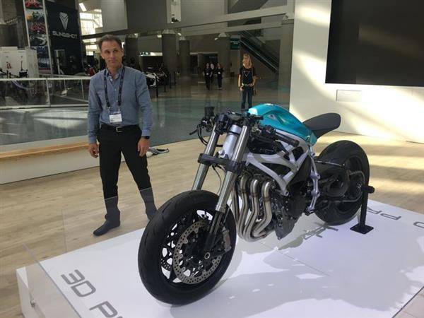 Divergent 3D攜3D打印超級(jí)摩托車(chē)首次亮相洛杉磯車(chē)展