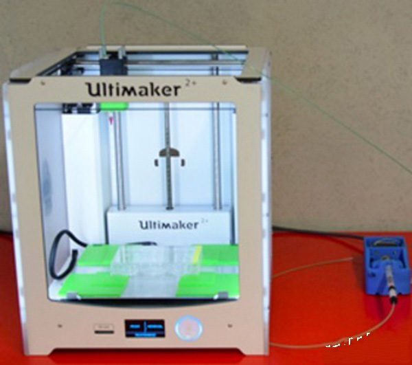 慕尼黑學(xué)生破解Ultimaker 2+3D打印機(jī)研制生物墨水