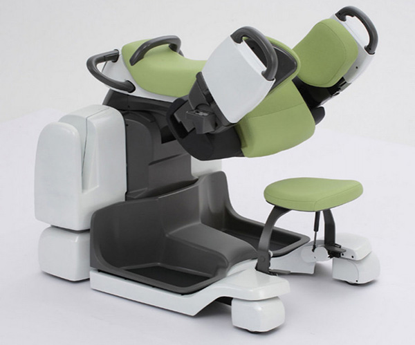 自動駕駛?cè)缁鹑巛?但豐田卻押寶機器人