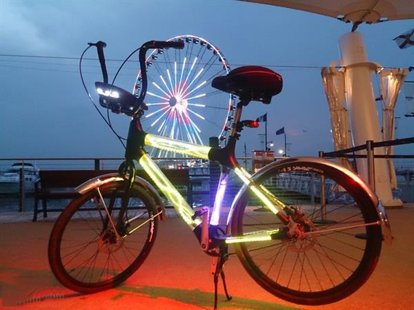 3D打印幫助打造功能強(qiáng)大的發(fā)光自行車
