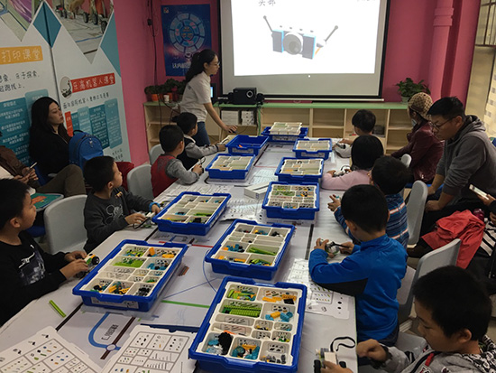 樂高機(jī)器人的益處你了解多少