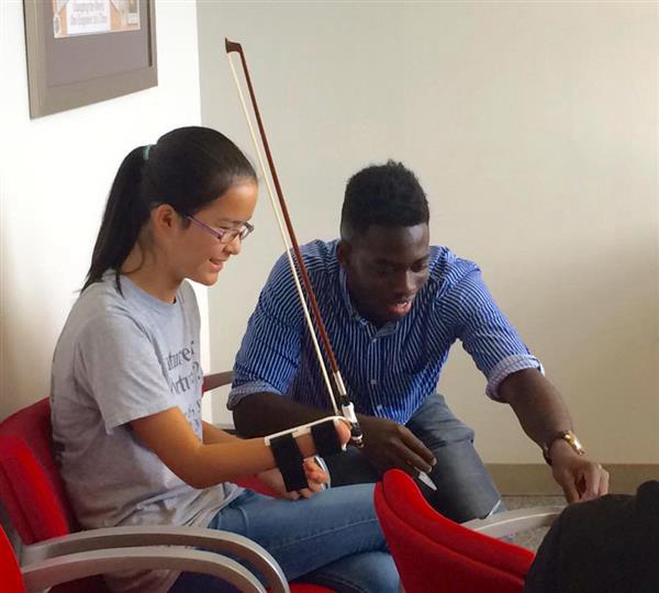 借助3D打印殘疾演奏家有望實(shí)現(xiàn)更多動(dòng)作