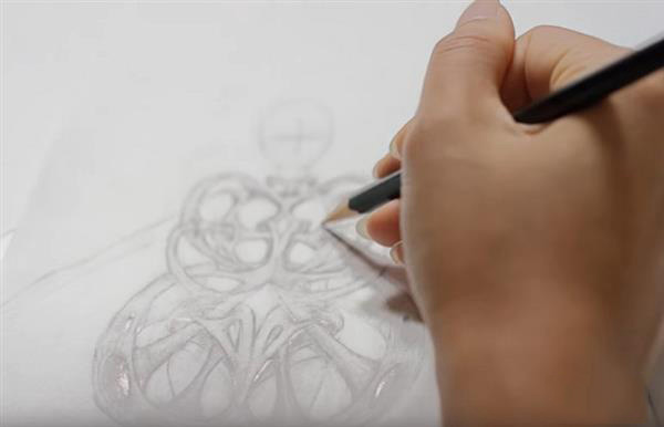 受銀河系啟發(fā)的3D打印Vortex連衣裙