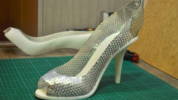 新型設(shè)計(jì)工具可以將2D平板轉(zhuǎn)化為復(fù)雜3D對(duì)象