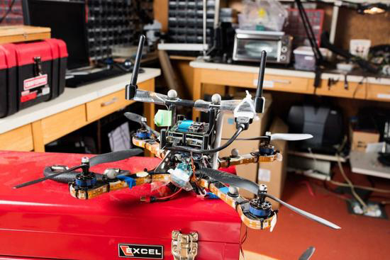 MIT研發(fā)新型安全技術(shù) 可保護(hù)無(wú)人機(jī)群免受黑客通信攻擊