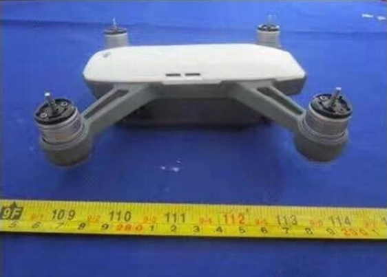 大疆最小無(wú)人機(jī)Spark諜照首曝：只有巴掌大