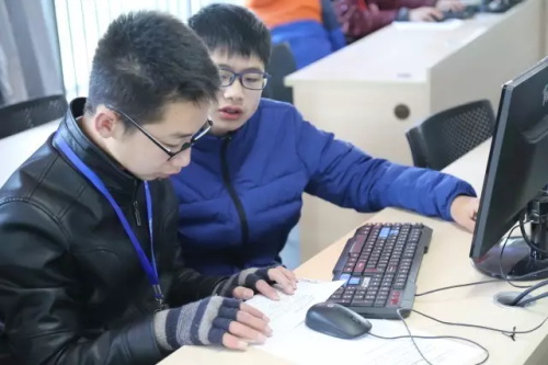 杭州賽區(qū)│“發(fā)現(xiàn)杯”中國(guó)青少年編程挑戰(zhàn)活動(dòng)城市賽今日開(kāi)戰(zhàn)