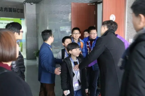 杭州賽區(qū)│“發(fā)現(xiàn)杯”中國(guó)青少年編程挑戰(zhàn)活動(dòng)城市賽今日開(kāi)戰(zhàn)