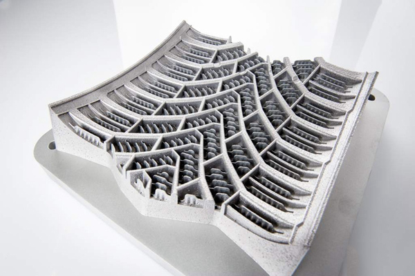 SLM Solutions發(fā)布2016年財(cái)務(wù)報(bào)告，收入超8千萬(wàn)歐元，增長(zhǎng)22％