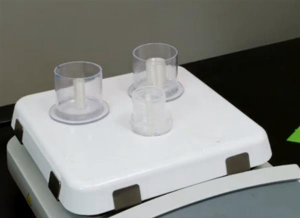 對(duì)抗心臟病的“環(huán)堆疊法”：用3D打印導(dǎo)板制作定制血管