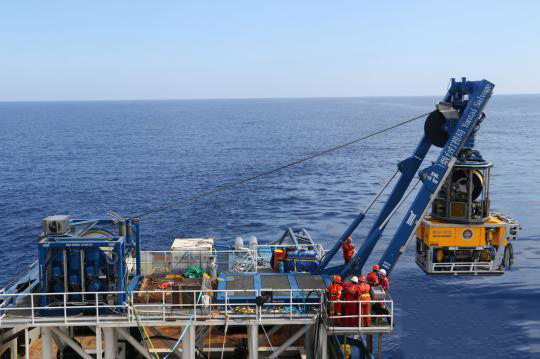 3000米級(jí)水下機(jī)器人海試成功