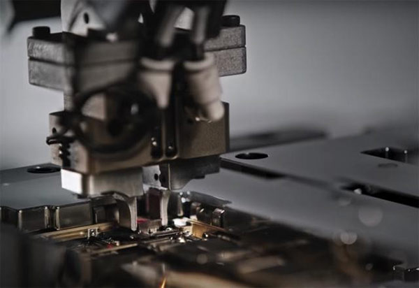 蘋果研發(fā)Liam機(jī)器人每11秒就可"殺"掉一部iphone