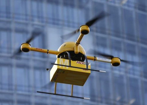 快遞無人機(jī)與機(jī)器人競爭火熱 政策松綁是發(fā)展關(guān)鍵