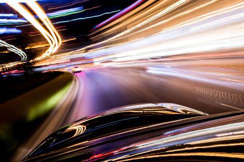 到2050年 無人車相關經(jīng)濟活動規(guī)?；蜻_7萬億美元