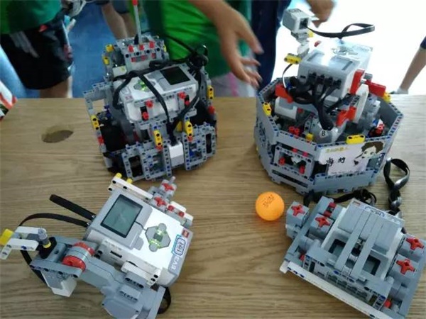 我們見(jiàn)證智能機(jī)械的未來(lái) WRO達(dá)內(nèi)直選賽圓滿落幕