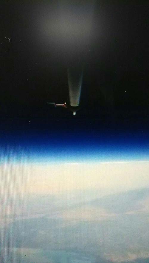 我國這款無人機，僅靠太陽能就能飛數(shù)月