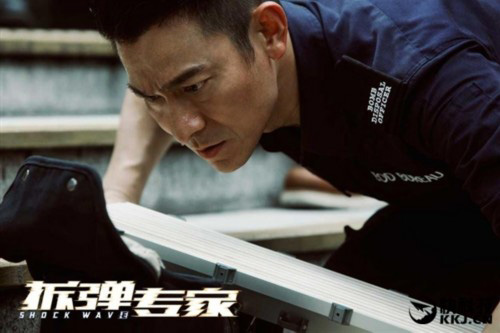 研發(fā)中的拆彈機(jī)器人：仿生學(xué)手臂讓專家更安全