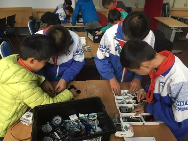 清華附中、人大附中、上海中學(xué)......600余所學(xué)校都在關(guān)注它？