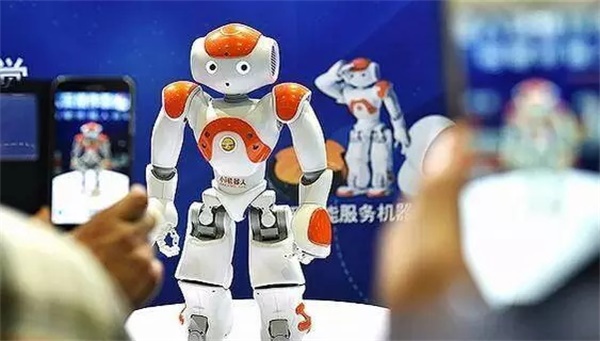 人工智能 | 在這場(chǎng)人工智能“戰(zhàn)爭(zhēng)”中，這些國家都在做些什么？