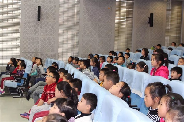 童程童美智能機(jī)器人編程課走進(jìn)北大附??！和同學(xué)們一起感受科技魅力！