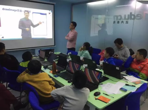 童程童美感恩墻：有些話，一直想對(duì)你說(shuō)