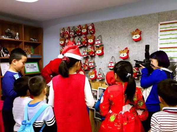 嗨皮圣誕節(jié)！童程童美圣誕主題課全國全國狂歡ing~