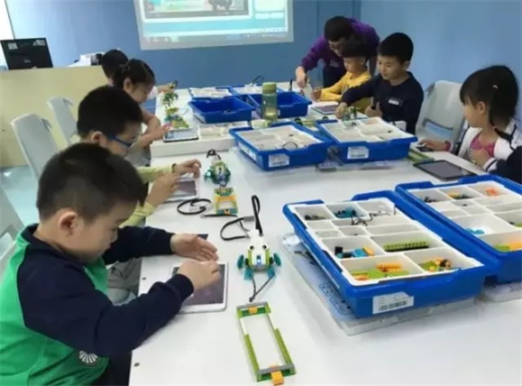 喜訊 | 達內(nèi)童程童美戰(zhàn)略收購好小子，加碼青少兒編程市場