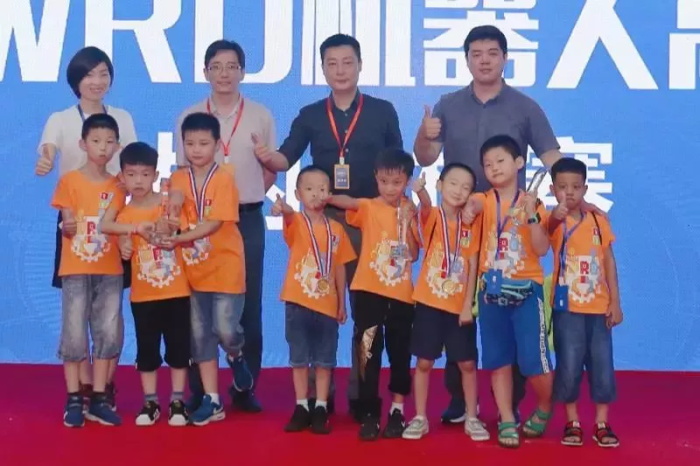 【W(wǎng)RO達(dá)內(nèi)賽】全國(guó)機(jī)器人小達(dá)人齊聚清華，規(guī)模創(chuàng)童程童美歷史之最！