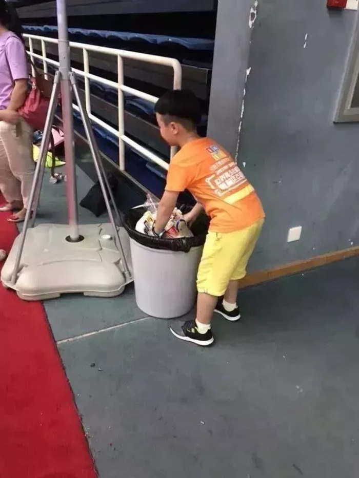 【W(wǎng)RO達(dá)內(nèi)賽】全國(guó)機(jī)器人小達(dá)人齊聚清華，規(guī)模創(chuàng)童程童美歷史之最！