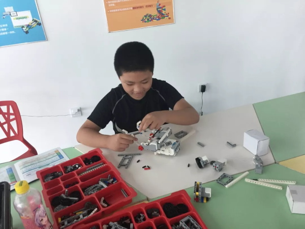 童程童美唐山愛琴海校區(qū)即將盛大開業(yè)，六重豪禮免費(fèi)送哦！