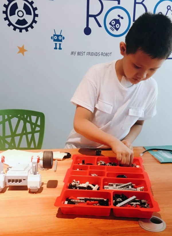 童程童美唐山愛琴海校區(qū)即將盛大開業(yè)，六重豪禮免費(fèi)送哦！