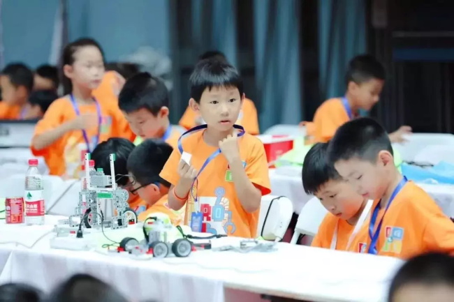 童程童美學員勇奪2018WRO北區(qū)聯(lián)盟賽多項桂冠！