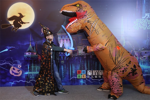 【精彩回顧】童程童美“科幻迷程“——萬圣節(jié)狂歡派對