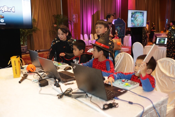 【精彩回顧】童程童美“科幻迷程“——萬圣節(jié)狂歡派對