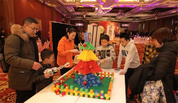 【童程童美】2019CODE向前的力量——“發(fā)現(xiàn)杯”北京區(qū)域賽頒獎晚會 