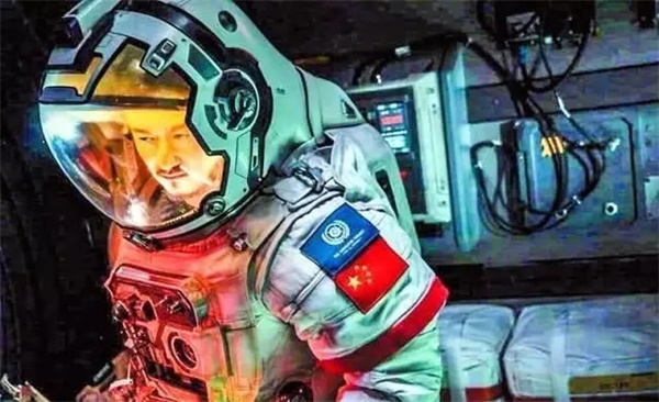 票房破40億的《流浪地球》，隱藏著重大的教育意義！