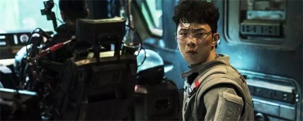 票房破40億的《流浪地球》，隱藏著重大的教育意義！