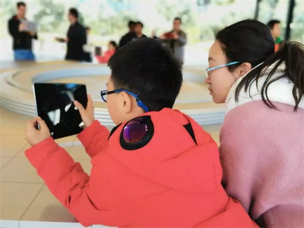 在世界頂級(jí)名校斯坦福大學(xué)學(xué)編程，讓孩子走在國(guó)際教育的前沿