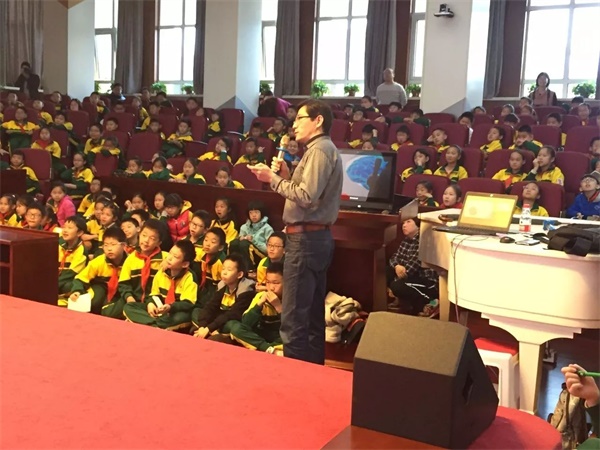 機(jī)器人編程培訓(xùn)怎么樣，有機(jī)器人編程培訓(xùn)班嗎？