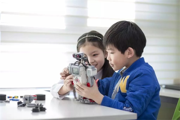 周中上課更劃算，四月特惠季火熱進行中！