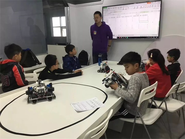 2019 RoboRAVE國際教育機器人大會亞洲分會童程童美專場即將拉開帷幕！