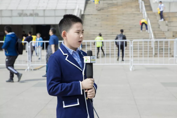 童程童美首位央視小記者，CCTV出鏡啦！